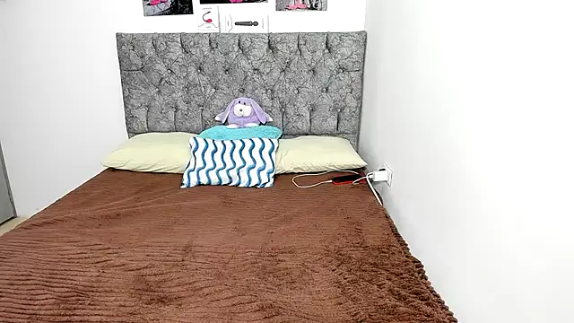 Snapshot of Iam_dani chatting on January 15, 2026, 9:40 pm Iam dani online show from January 15, 2026, 9:40 pm