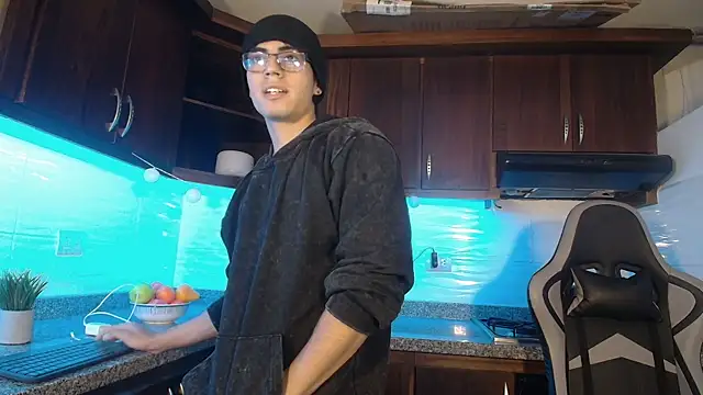 eren jeager online show from January 11, 2026, 3:24 am