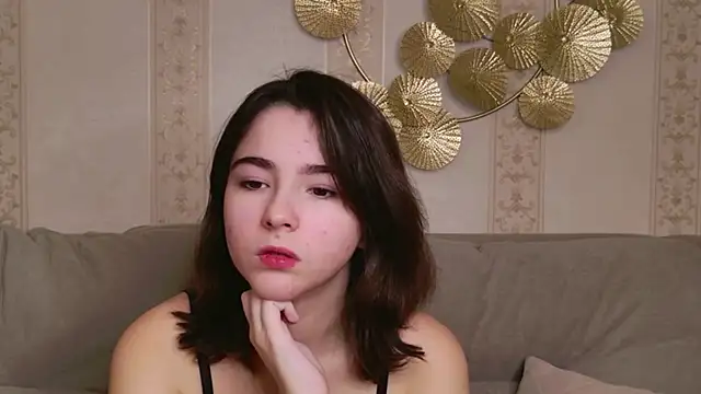 Snapshot of Wendy_Finch chatting on December 22, 2025, 9:15 pm Wendy Finch online show from December 22, 2025, 9:15 pm