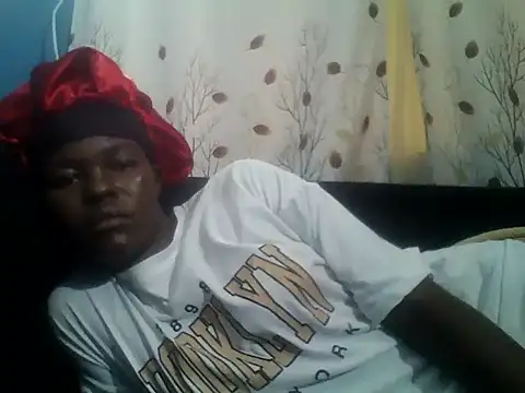 Snapshot of VirginPrincess06 chatting on February 14, 2026, 1:44 pm VirginPrincess06 online show from February 14, 2026, 1:44 pm