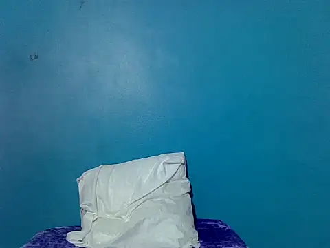 Snapshot of VirginPrincess06 chatting on February 20, 2026, 11:12 am VirginPrincess06 online show from February 20, 2026, 11:12 am