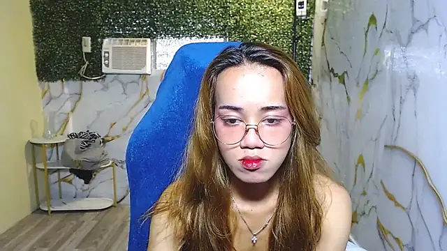 Snapshot of imadriana12 chatting on November 28, 2025, 7:30 am imadriana12 online show from November 28, 2025, 7:30 am