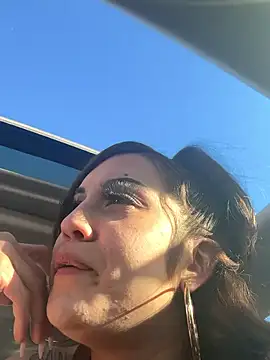 Snapshot of juicyonjuicy chatting on December 18, 2025, 9:07 pm juicyonjuicy online show from December 18, 2025, 9:07 pm