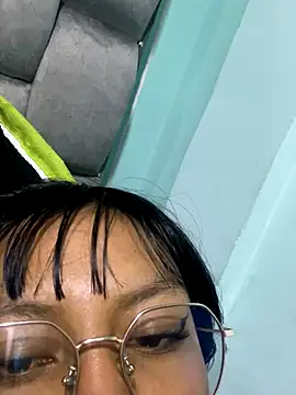 Chantal sex22 online show from December 1, 2025, 10:10 pm