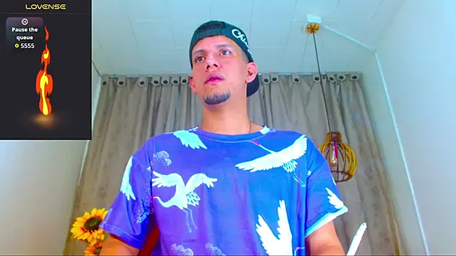 Snapshot of Sebastian_Smith__ chatting on November 25, 2025, 11:21 am Sebastian Smith online show from November 25, 2025, 11:21 am