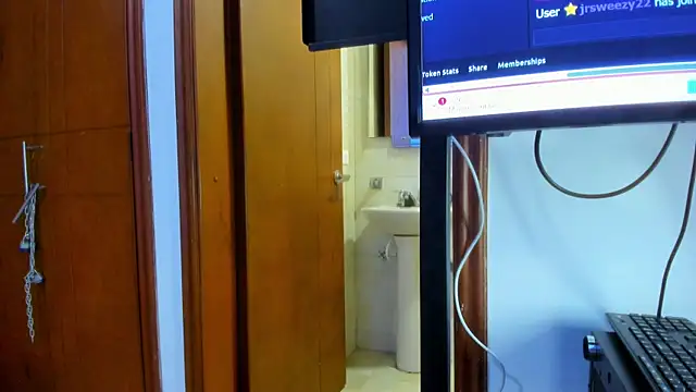 Bad queen22 online show from December 5, 2025, 4:11 am