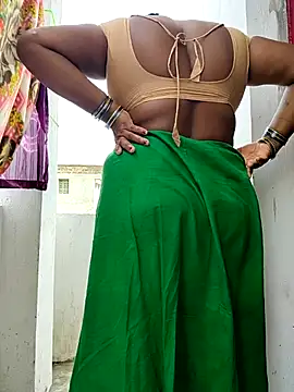 Desicouple1706 online show from January 17, 2026, 7:01 am