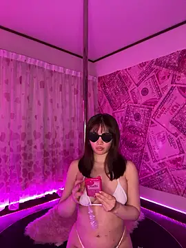 Maria Bigbooty online show from June 3, 2026, 7:20 am