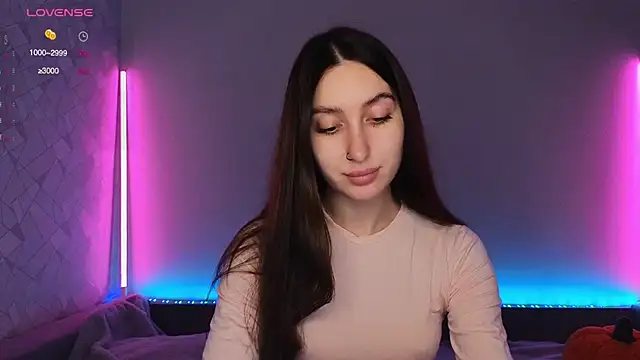 KikkyMi online show from November 22, 2025, 8:18 pm