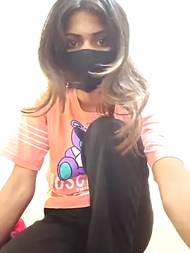 Lovely--girl online show from April 11, 2026, 4:31 am