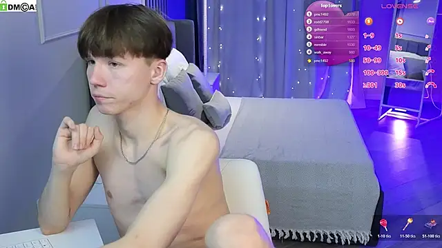 cuMte boy online show from February 9, 2026, 2:20 am