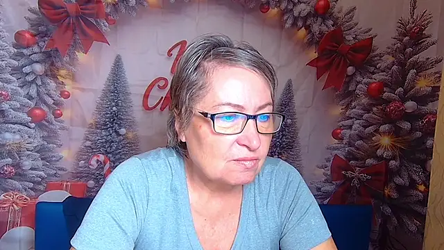 Snapshot of OlgaLuck chatting on December 15, 2025, 6:19 am OlgaLuck online show from December 15, 2025, 6:19 am