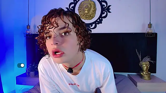 Skyee angel online show from March 8, 2026, 1:47 pm