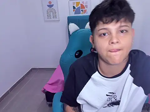 Snapshot of _ian_sweet chatting on December 2, 2025, 7:26 pm ian sweet online show from December 2, 2025, 7:26 pm