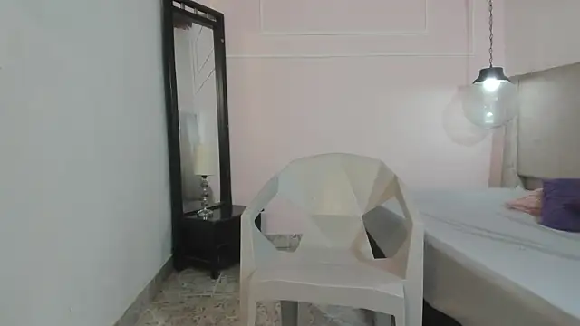 Izelevans online show from March 26, 2026, 11:52 am