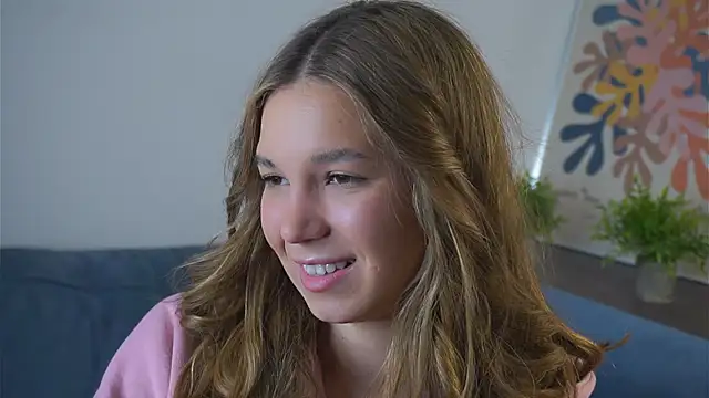 AmparoCilek online show from February 17, 2026, 8:50 pm