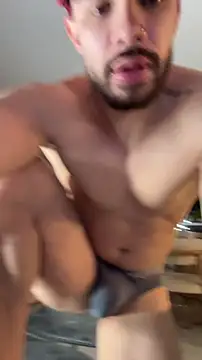 Valenthino Salvatore online show from March 9, 2026, 3:21 am