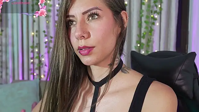 BritneyCortz  online show from December 20, 2025, 11:07 pm