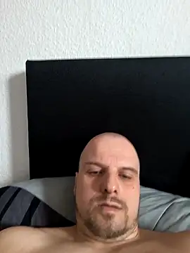 Phoenix2310 online show from March 24, 2026, 10:59 am