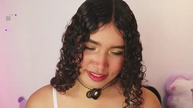 EloiseSweetxx online show from April 14, 2026, 1:16 pm