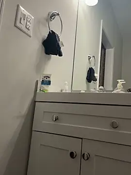 aquatoflora online show from November 24, 2025, 12:32 am