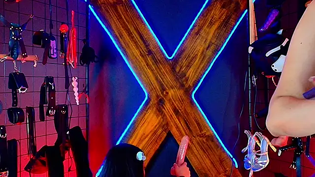 SamyCooper  online show from February 10, 2026, 9:36 pm