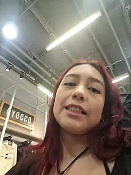 Eveeelyn25 online show from March 6, 2026, 10:27 pm