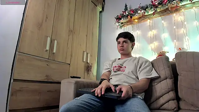 steveen universe28 online show from November 30, 2025, 2:12 am