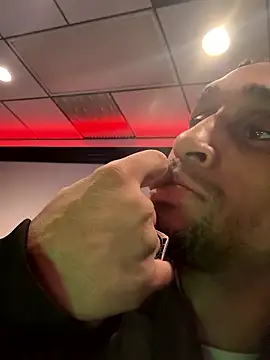 Snapshot of MTheRealrDLlongCrippler chatting on January 12, 2026, 11:39 am MTheRealrDLlongCrippler online show from January 12, 2026, 11:39 am