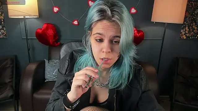 Snapshot of LiraBelle chatting on February 13, 2026, 3:17 am LiraBelle online show from February 13, 2026, 3:17 am