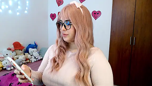 Snapshot of suckdreams19 chatting on February 8, 2026, 3:26 am suckdreams19 online show from February 8, 2026, 3:26 am