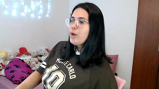 Snapshot of suckdreams19 chatting on February 5, 2026, 6:59 pm suckdreams19 online show from February 5, 2026, 6:59 pm