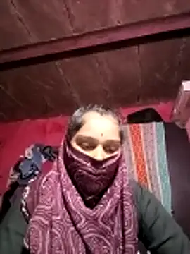 Qxsoni online show from November 23, 2025, 2:16 pm