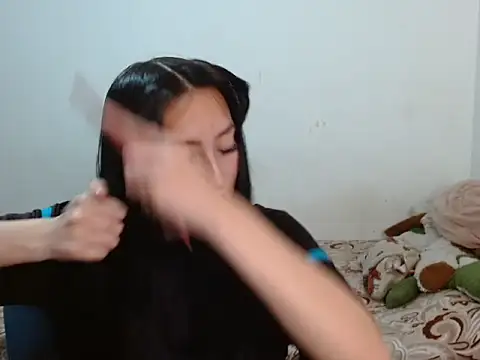 candystream online show from December 14, 2025, 5:02 am