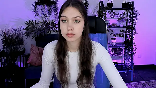 Snapshot of BlossomVesper chatting on December 1, 2025, 9:32 am BlossomVesper online show from December 1, 2025, 9:32 am