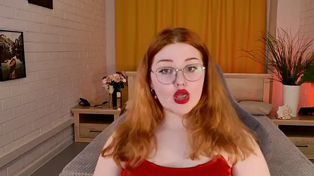 StaceyJensen online show from March 11, 2026, 2:11 pm