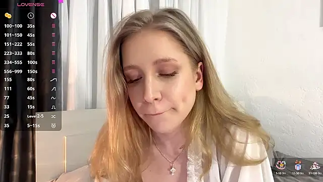 Alice meow15 online show from February 26, 2026, 5:13 pm