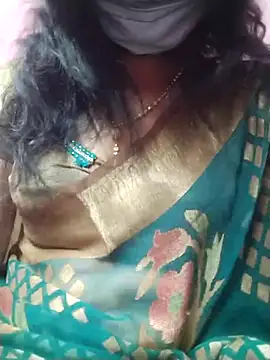 Snapshot of honeygirl6996 chatting on February 21, 2026, 5:37 pm honeygirl6996 online show from February 21, 2026, 5:37 pm