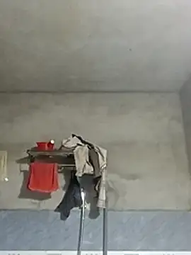 lynae-0 online show from November 29, 2025, 1:00 pm