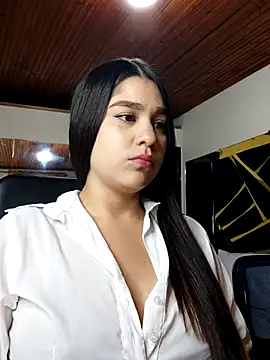 Snapshot of LadyKirk chatting on November 29, 2025, 3:39 am LadyKirk online show from November 29, 2025, 3:39 am