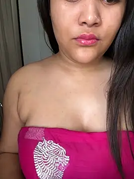 DivyaSharma999 online show from November 25, 2025, 3:18 am