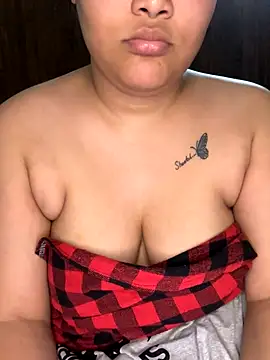 DivyaSharma999 online show from November 26, 2025, 5:02 pm