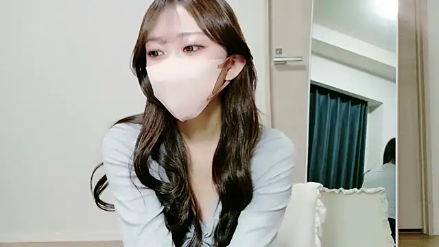 Snapshot of alicechan_v chatting on May 8, 2026, 1:59 pm alicechan v online show from May 8, 2026, 1:59 pm