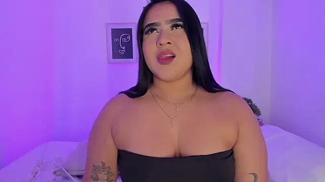 Snapshot of alejandrarojas_ chatting on April 23, 2026, 12:51 pm alejandrarojas online show from April 23, 2026, 12:51 pm
