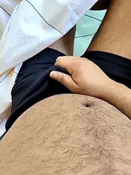 Snapshot of desi_alpha_boy chatting on December 2, 2025, 4:58 am desi alpha boy online show from December 2, 2025, 4:58 am