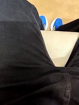 desi alpha boy online show from December 5, 2025, 11:31 am