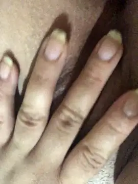 Snapshot of _-_-sthefany_-_- chatting on December 18, 2025, 3:11 am - -sthefany - - online show from December 18, 2025, 3:11 am