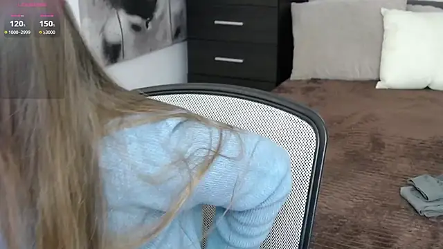 Snapshot of Brandy_Gem chatting on February 16, 2026, 7:51 am Brandy Gem online show from February 16, 2026, 7:51 am