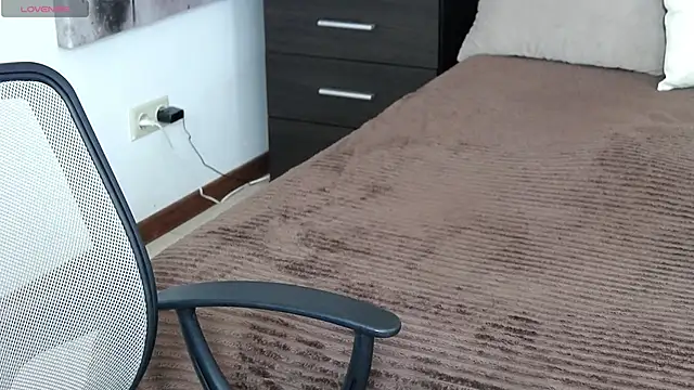 Snapshot of Brandy_Gem chatting on February 21, 2026, 7:32 am Brandy Gem online show from February 21, 2026, 7:32 am