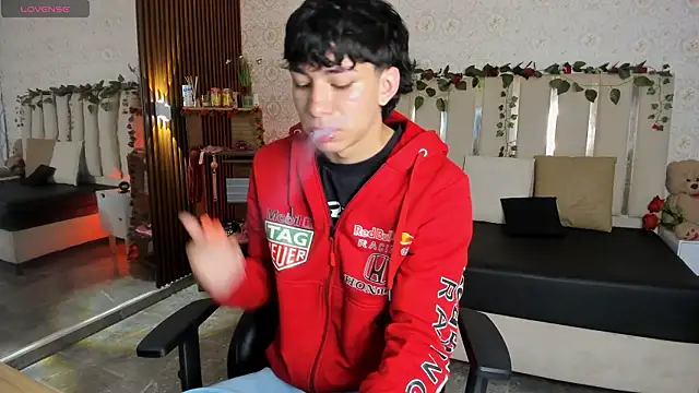 kaelwolf tay online show from February 17, 2026, 7:22 pm